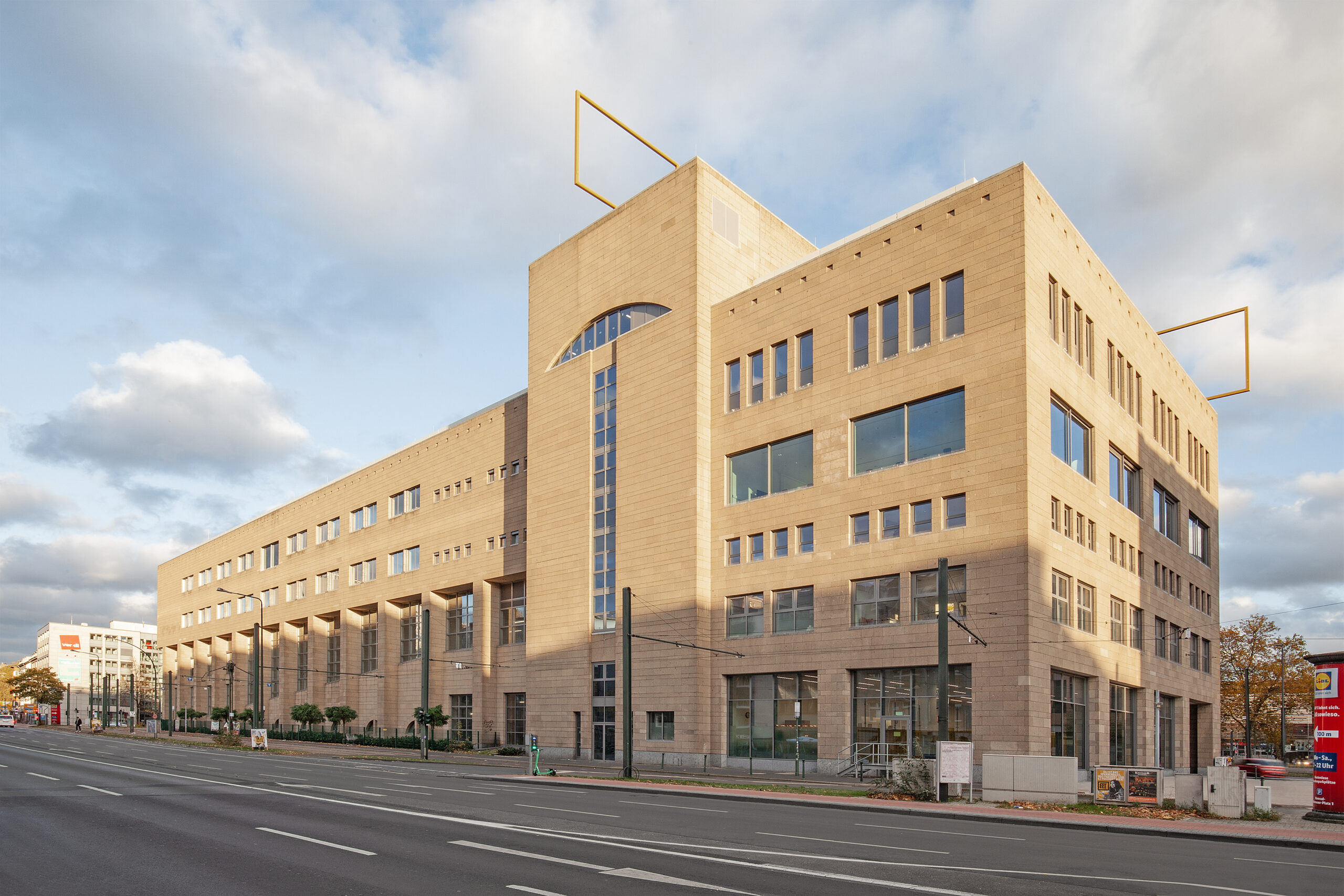 KAP1KonradAdenauerPlatz KAP1KonradAdenauerPlatz